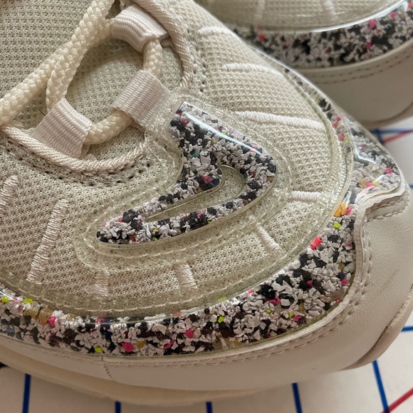 LAST PRICE DROP!! NIKE Wmns Air Max 98 LX 'Recycled Material Sz 9 ♻️🥳 - Picture 4 of 15